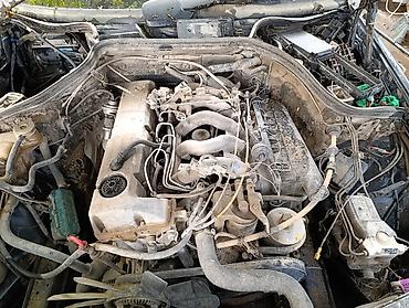 su 7: Mercedes-Benz W124 (седан), машина на разборе — 2