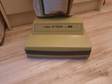Klasični usisivači: Stari,retro usisivac Iskra sa vrecom TK 7005 R. Proban samo dlanom — 12