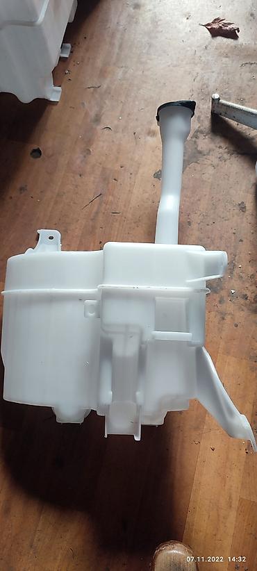 Бачки: Бачок Lexus 2013 г., Новый, Аналог — 5