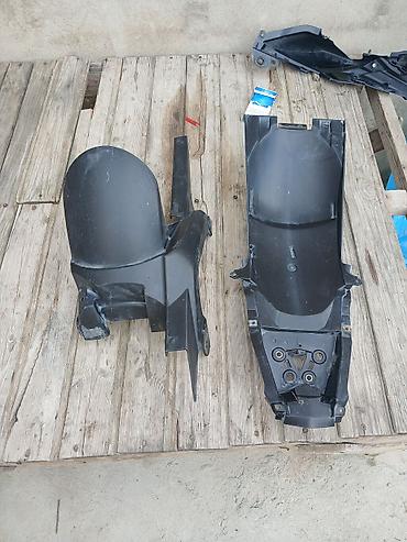 мопед запчасти: Motosiklet üçün plastik kuzov və sükan hissələri dəsti yenidi arginal — 2