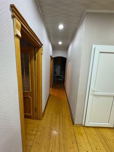 Uzunmüddətli kirayə mənzillər: Qanuni 2 otaq ev. Yalnız ailələrə verilir. Evin sahibiyəm — 8