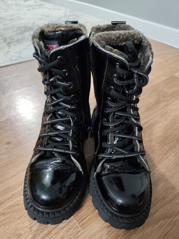 Мокасины и лоферы: Обувь 37р, кожа
спорт обувь 500с 36р — 7