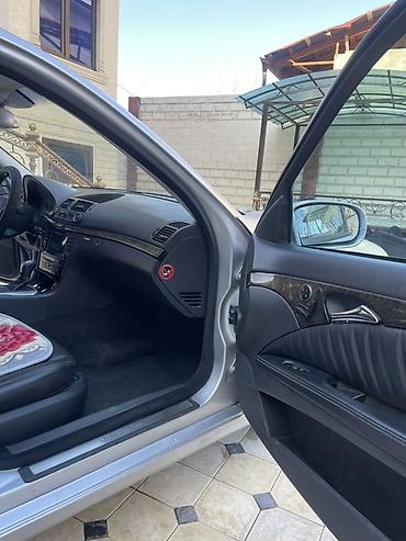 Mercedes-Benz: Mercedes-Benz E-Class: 2003 г., 5 л, Автомат, Бензин, Седан — 6