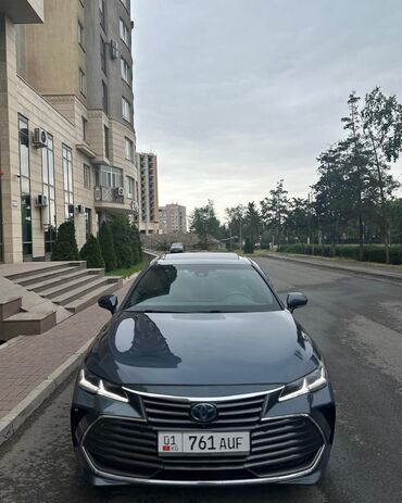 автомобиль для продажи: Toyota Avalon: 2019 г., 2.5 л, Вариатор, Гибрид, Седан