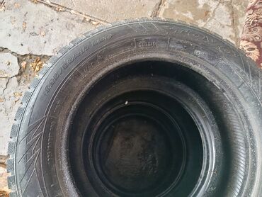 шины r14c: Комплект зимних шин (4 шт.) - Размер: 225/60 R17 - Индекс