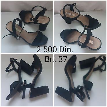 shoes: Crne ženske sandale "Primark" na blok štiklu, od velura. - Veličina — 3