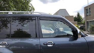 Spojleri: BOCNI VETROBRANI DEFLEKTORI MITSUBISHI PAJERO 4 / IV (2007+) | NOVI — 1