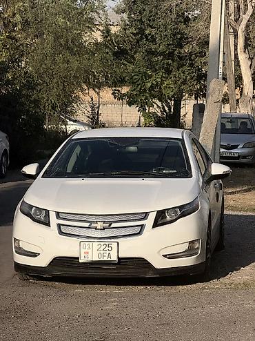Chevrolet Volt: 2013 г., Вариатор, Гибрид, Хэтчбэк