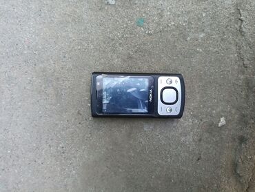 nokia 6700 telefon: Nokia 6700 Slide, цвет - Черный