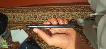 Apple iPhone: IPhone 11 Pro, Б/у, 64 ГБ, Зеленый, Защитное стекло, 70 % — 3