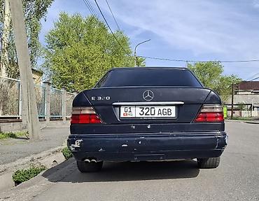 ом 646: Mercedes-Benz E-Class: 1994 г., 2.2 л, Механика, Бензин — 3