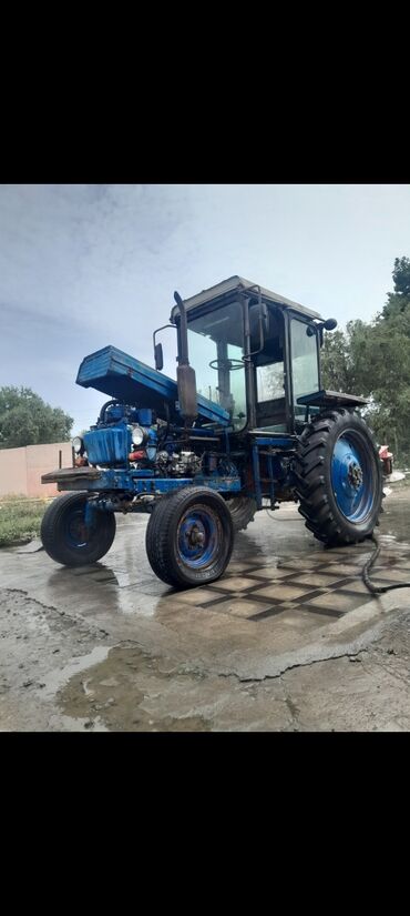 new holland traktor satisi: Salamun Aleykum Traxdir otbicen bir yerdedi.Elave melumat ucun zeng