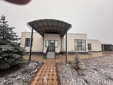 Долгосрочная аренда домов: 180 м², 5 комнат, Евроремонт, Забор, огорожен — 1