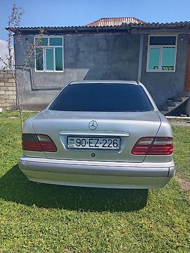 bmw e 38: Mercedes-Benz E-Class (W210) sedan - Kuzov: 4 qapılı sedan, gümüşü — 6