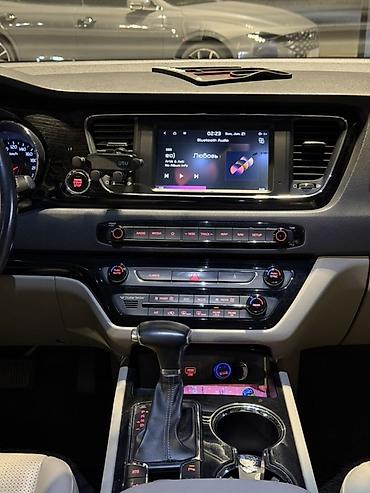 рекс двери: Kia Carnival: 2018 г., 2.2 л, Автомат, Дизель, Минивэн — 10