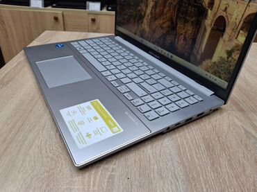 ASUS Vivobook, 15.6 ", Intel Core i3, 256 GB