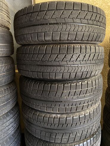 Шины: Шины 215 / 65 / R 16, Зима, Б/у, Комплект, Легковые, Япония, Bridgestone