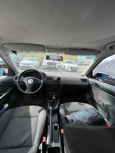 Продажа авто: Volkswagen Bora: 2003 г., 2 л, Механика, Бензин, Седан — 4