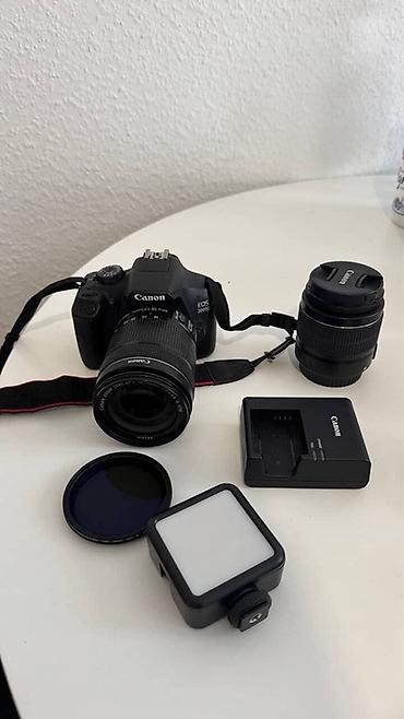 Фотоаппараты: Зеркальная камера Canon EOS 2000D с комплектом аксессуаров. Состав — 11