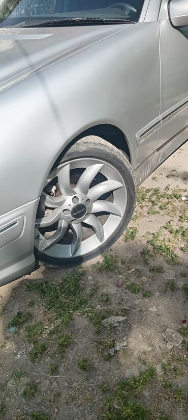 cruz diski: Disk təkər AMG 245 / 40 / R 18, 5 Boltlu
