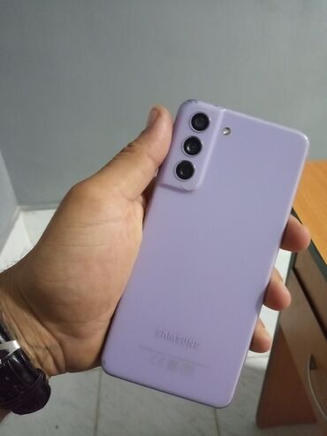 Другие мобильные телефоны: Samsung Galaxy S21 FE, 128 ГБ, цвет - Фиолетовый, Отпечаток пальца