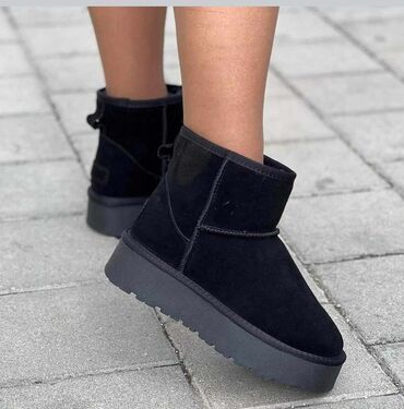 ugg papuce beograd: Ugg mini boots, 41