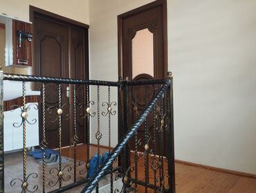 Həyət evləri və villaların satışı: 4 otaqlı, 160 kv. m, Kredit yoxdur, Orta təmir — 13