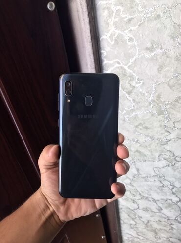 samsung sadə telefonlar: Samsung Galaxy A30, 32 GB, rəng - Qara, Barmaq izi