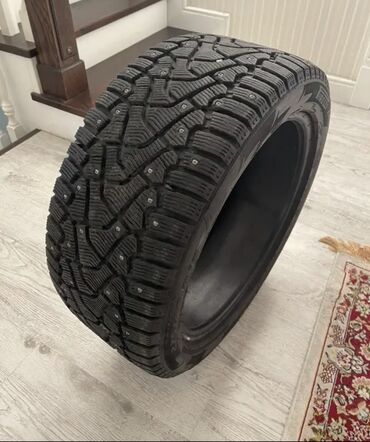 антипрокольные шины: Шины 245 / 45 / R 19, Зимняя шипованная, Новый, Комплект, Легковые, Германия, Pirelli