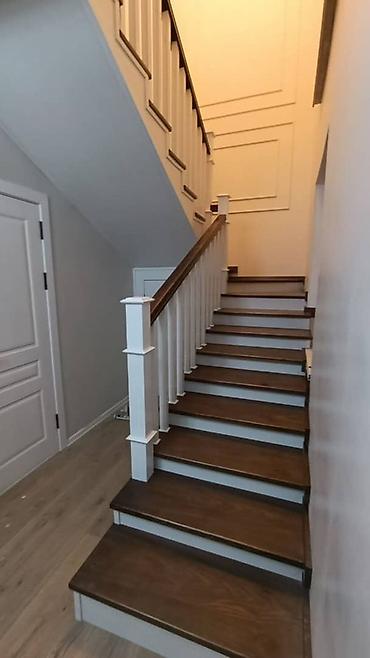 Деревянные лестницы: Деревянная лестница Для дома, Вид дерева: Грецский орех, Форма лестницы: Много-маршевая, Стиль: Классический — 6