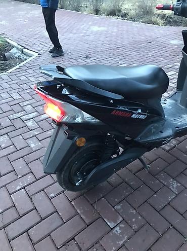 Скутеры: Скутер/электроскутер городского типа в агрессивном черном стиле — 6