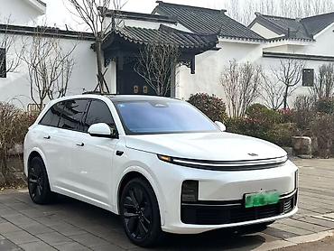 Lixiang: Lixiang L7: 2023 г., 1.5 л, Автомат, Электромобиль, Кроссовер — 9