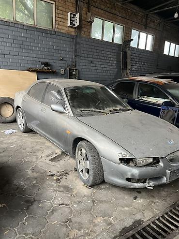 Продажа авто: Mazda XEDOS 6: 1993 г., 2 л, Механика, Бензин, Седан — 5