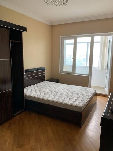 Uzunmüddətli kirayə mənzillər: Gənclik metrosuna yaxin ataturk prospektinə yaxin ekspress bank 9 — 7