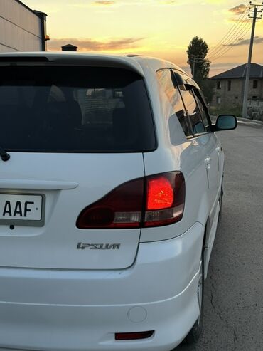 работа в оше продавец: Toyota Ipsum: 2002 г., 2.4 л, Автомат, Бензин, Минивэн