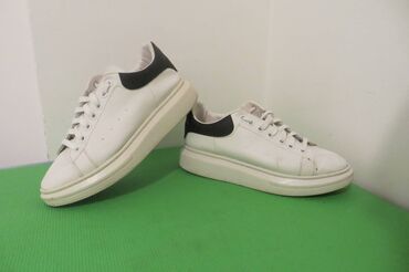 Patike i sportska obuća: ALEXANDER MQUEN br 43 27cm unutrasnje gaziste stopala, patike original