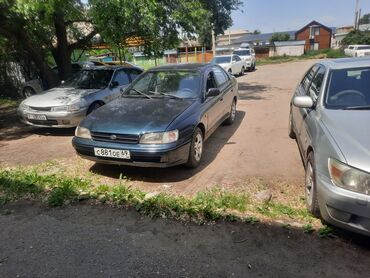 Toyota: Toyota Carina E: 1996 г., 1.6 л, Механика, Бензин, Седан