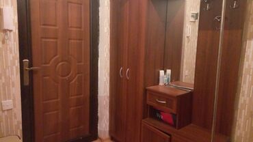 Uzunmüddətli kirayə mənzillər: Razin Akkorda yaxın 20 mertebeli binanın 17-ci mərtəbəsində yerləşən — 2