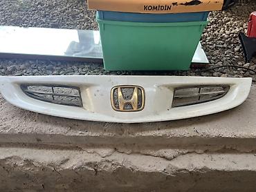 e klass: Решётка радиатора для Honda с центральной эмблемой «H» в золотистой — 1