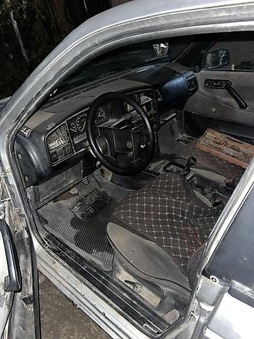 Volkswagen: Volkswagen Passat: 1988 г., 1.8 л, Механика, Бензин, Седан — 4