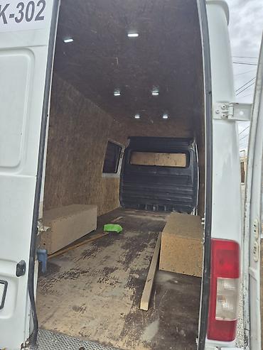 sprinter satisi: Yükdaşıma üçün geniş həcmli ağ rəngli Mercedes Sprinter tipli furqon — 4