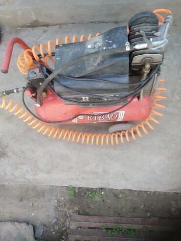 аренда дачи бишкек: Компрессор рабочийвроде 30литров.сошлангами без пистолета 5500сом