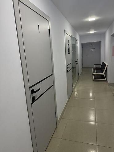 Аренда коммерческой недвижимости: Сдаю Офисный кабинет: 12 м², В бизнес центре, С ремонтом — 1