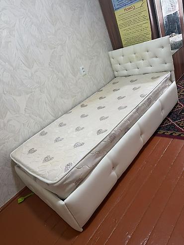 обито: Односпальная кровать с мягким изголовьем и матрасом. - Размер — 2