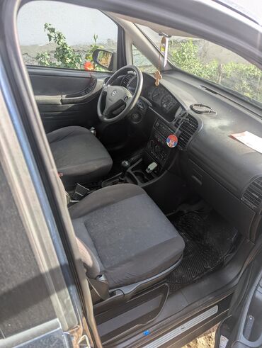 Opel: Opel Zafira: 2 l | 2002 г. MPV Body Type — 8
