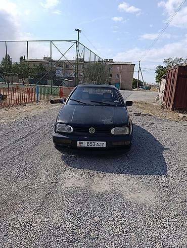 тез арада: Volkswagen Golf: 1993 г., 1.8 л, Кол менен иштөөчү, Бензин, Хетчбек — 1