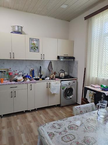 28 may metro: MEHDİABAD Nurlan marketin yanı. İki sotda üç otaqlı remontlu, kolidor — 6