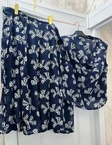 Блузки: Одежда, покупала в Италии/Дубаи, размеры от 48 до 58, новое и б/у,фото — 6