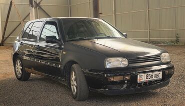 футболка 3 года: Volkswagen Golf: 1994 г., 1.6 л, Механика, Бензин, Хэтчбэк