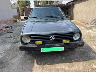 сдаётся авто с последующим выкупом: Volkswagen Golf: 1992 г., 1.6 л, Механика, Бензин, Хетчбек